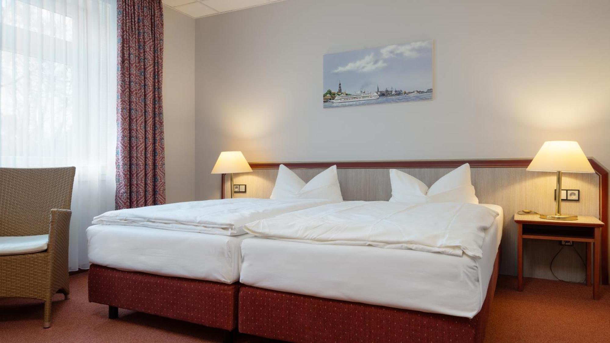 Hotel Kreuzer Wedel Exteriér fotografie
