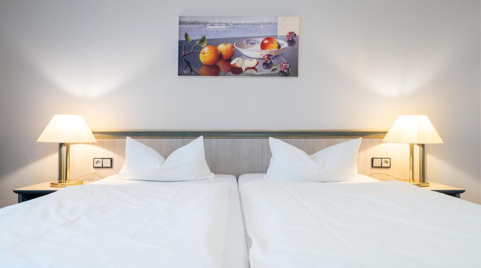 Hotel Kreuzer Wedel Exteriér fotografie